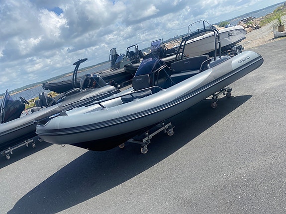 Grand 500 m/Yamaha F115 2 of 5