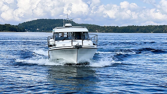 SALG PÅGÅR: Saga 325 -  Strak Aksling - Autopilot: GI BUD 11 of 30