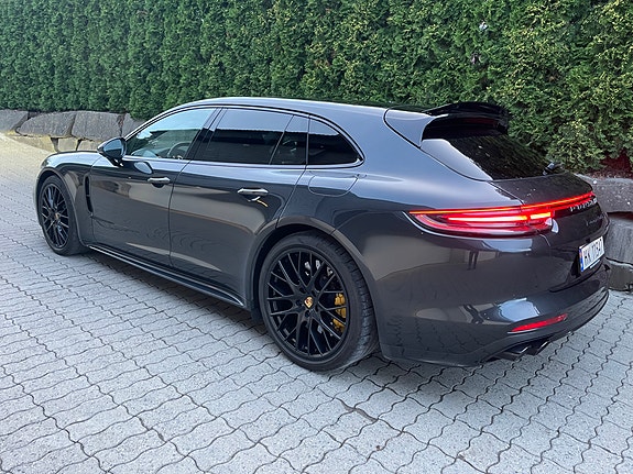 Porsche Panamera 13 of 22