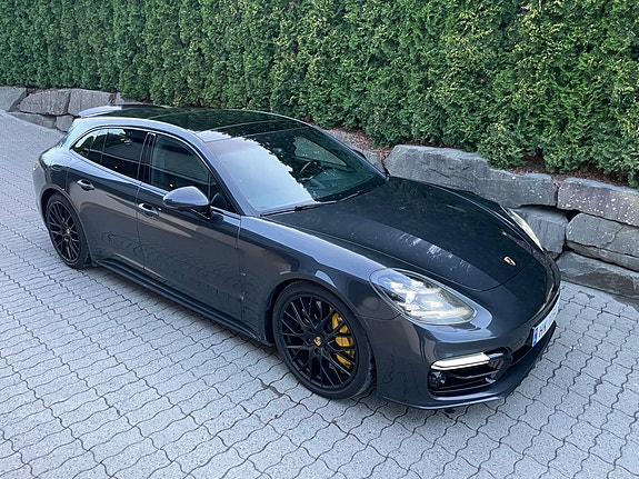 Porsche Panamera 19 of 22