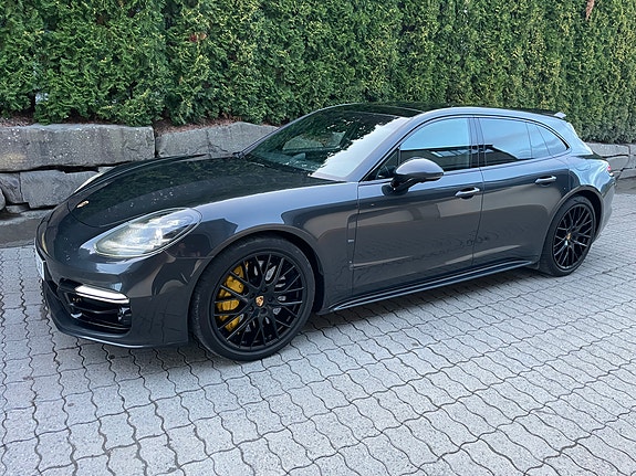 Porsche Panamera 10 of 22