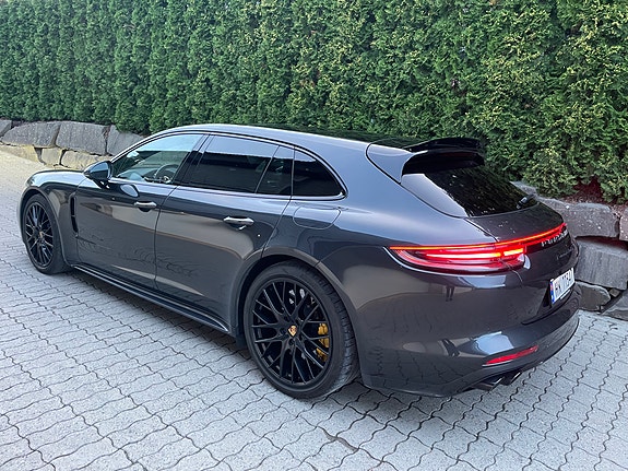 Porsche Panamera 12 of 22