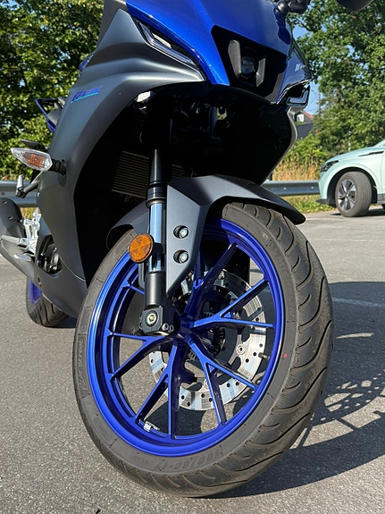 Yamaha YZF-R125 9 of 30