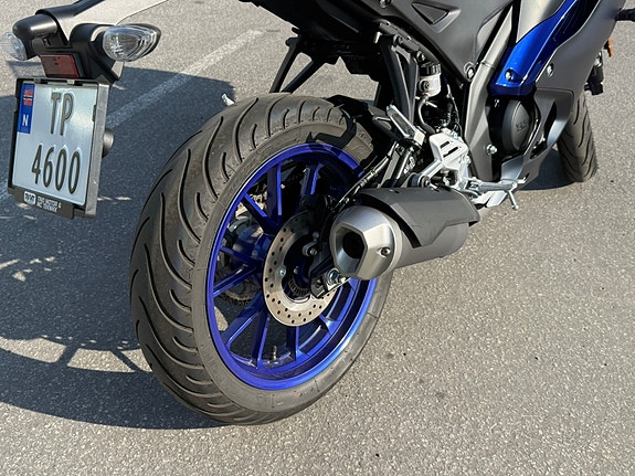 Yamaha YZF-R125 6 of 30