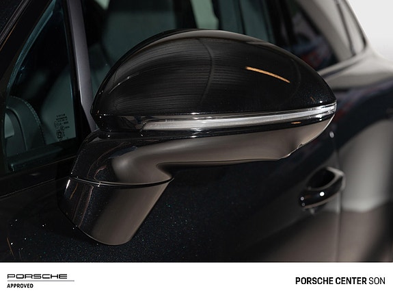 Porsche Cayenne Coupe 17 of 30