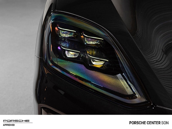 Porsche Cayenne Coupe 14 of 30