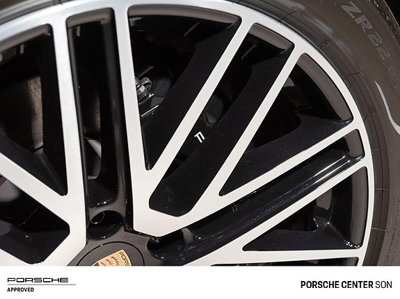 Porsche Cayenne Coupe 21 of 30