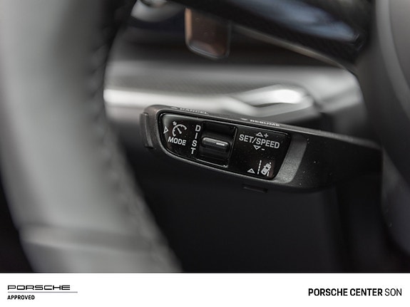 Porsche Cayenne Coupe 27 of 30