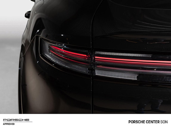 Porsche Cayenne Coupe 11 of 30