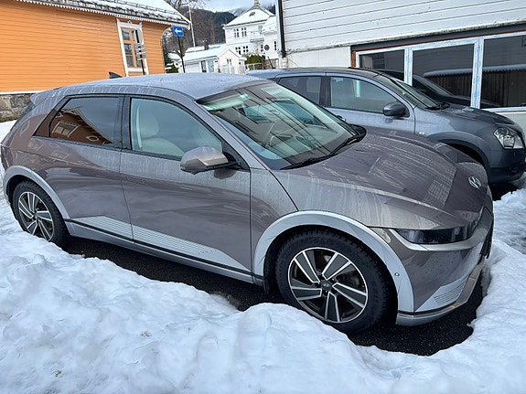 Hyundai Ioniq 5 9 of 16