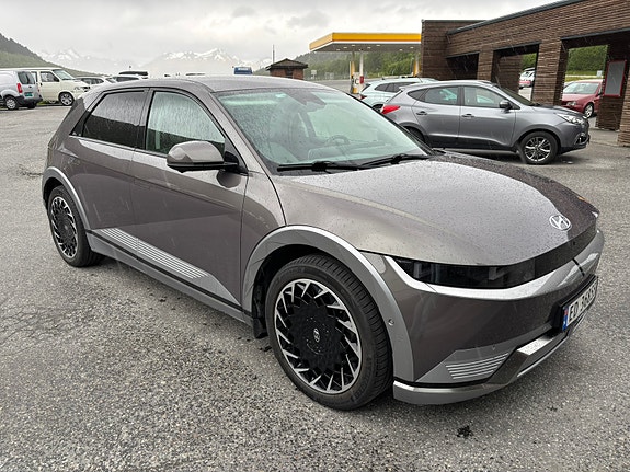 Hyundai Ioniq 5 4 of 16