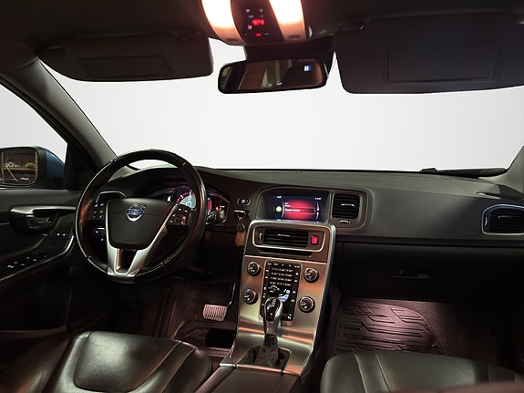 Volvo V60 30 of 30