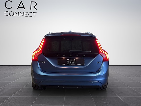 Volvo V60 7 of 30