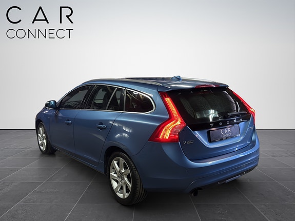 Volvo V60 6 of 30