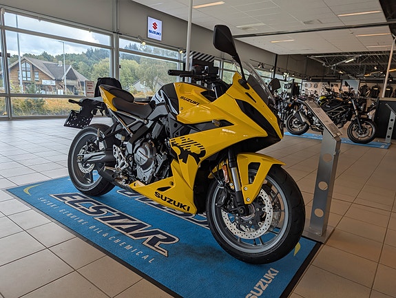 Suzuki GSX-8R