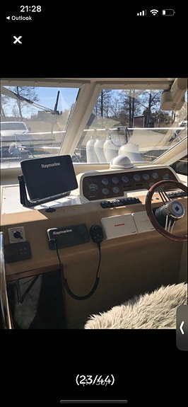 Fairline Phantom 37 11 of 27