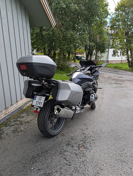 BMW R1250RS 15 of 24