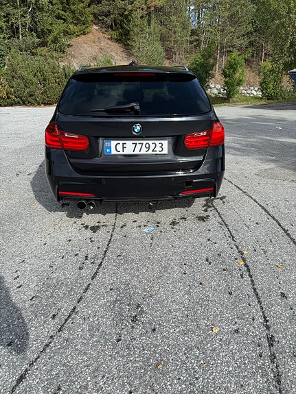 BMW 320d 9 of 30