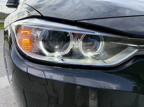 BMW 320d 22 of 30