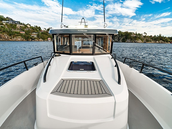 Sargo 33 Explorer -  Bakdør, Tak/kalesje akter, 2 X D6 330, 500 timer, Skipsreg. 7 of 30