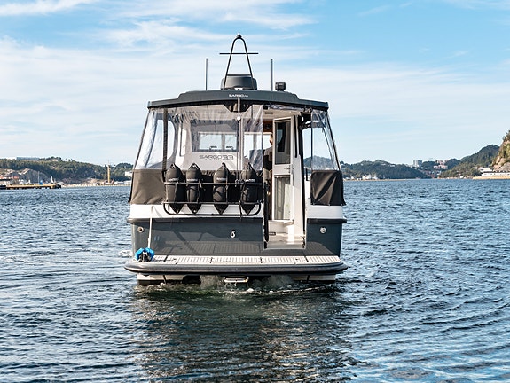 Sargo 33 Explorer -  Bakdør, Tak/kalesje akter, 2 X D6 330, 500 timer, Skipsreg. 6 of 30