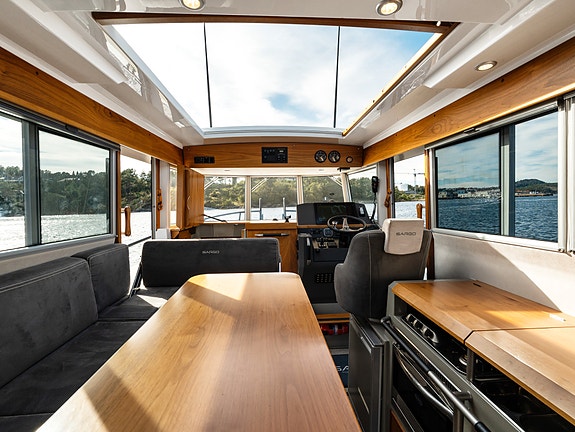 Sargo 33 Explorer -  Bakdør, Tak/kalesje akter, 2 X D6 330, 500 timer, Skipsreg. 21 of 30
