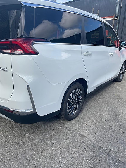 Maxus Euniq 5 4 of 13