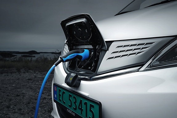 BYD T3 3 of 5