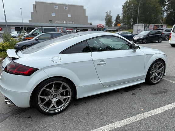 Audi TT 10 of 27
