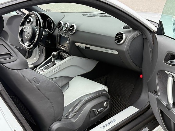 Audi TT 17 of 27