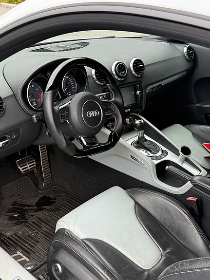 Audi TT 12 of 27