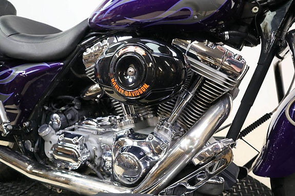 Harley-Davidson Road King Screamin Eagle 13 of 14