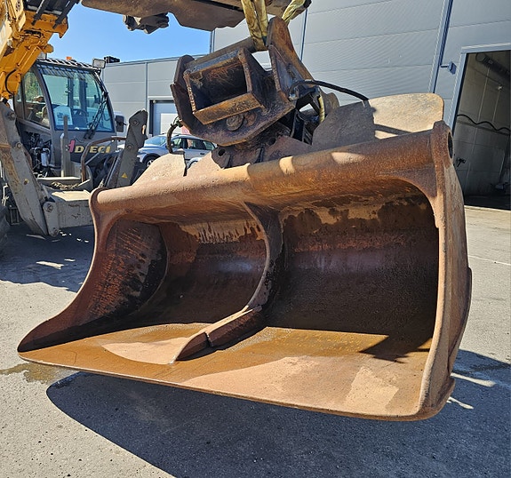 Andre Hydraulisk pusseskuff S80 feste, 1800 liter. 5 of 5
