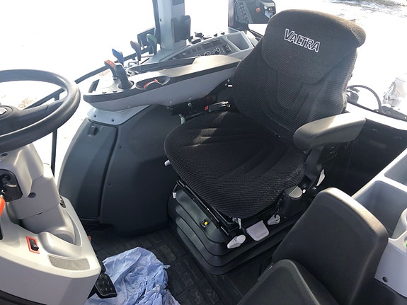 Valtra G105Hi-tech 2022, kr 949 000,-