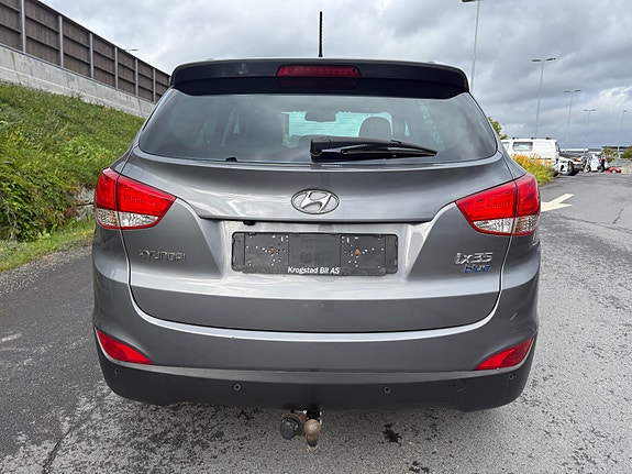 Hyundai ix35 4 of 26