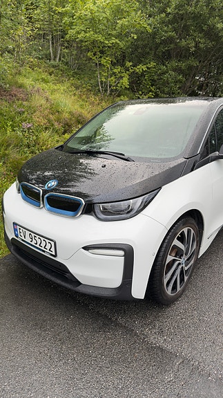 BMW i3 2 of 16
