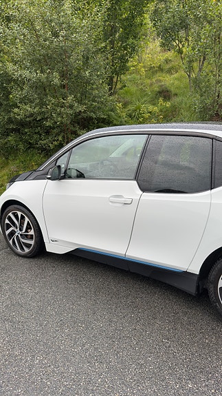 BMW i3 3 of 16