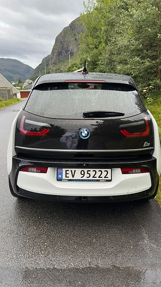 BMW i3 8 of 16