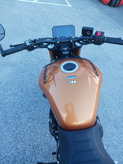 Suzuki GSX-8T 5 of 11