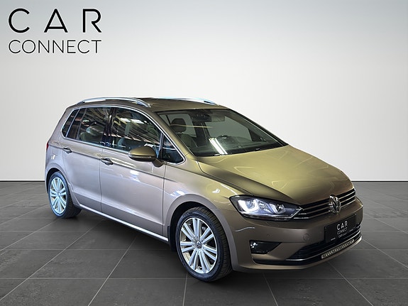Volkswagen Golf Sportsvan 9 of 27