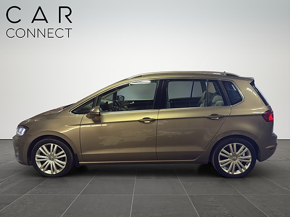 Volkswagen Golf Sportsvan 4 of 5