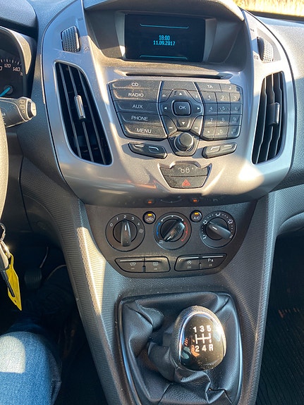 Ford Transit Connect 11 of 12