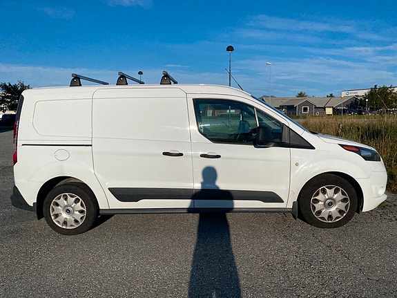 Ford Transit Connect 5 of 12