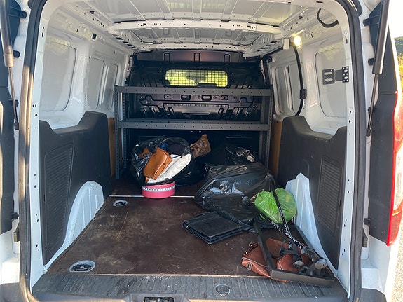 Ford Transit Connect 8 of 12