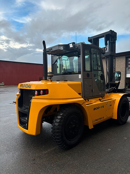 Hyundai 8T Diesel truck 5 of 12