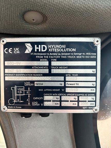 Hyundai 8T Diesel truck 12 of 12