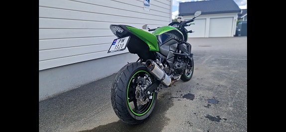 Kawasaki Z750 3 of 12