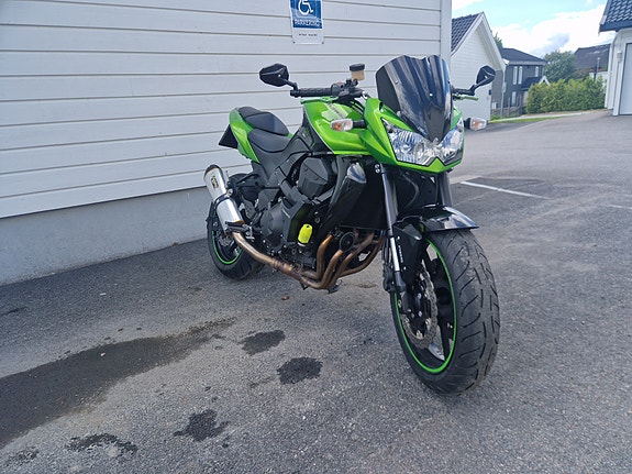 Kawasaki Z750 9 of 12
