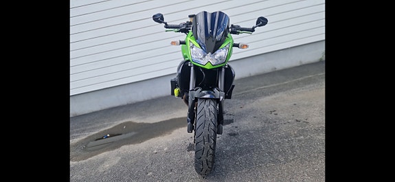 Kawasaki Z750 5 of 12