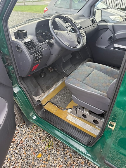 Mercedes-Benz Vito 110 7 of 27